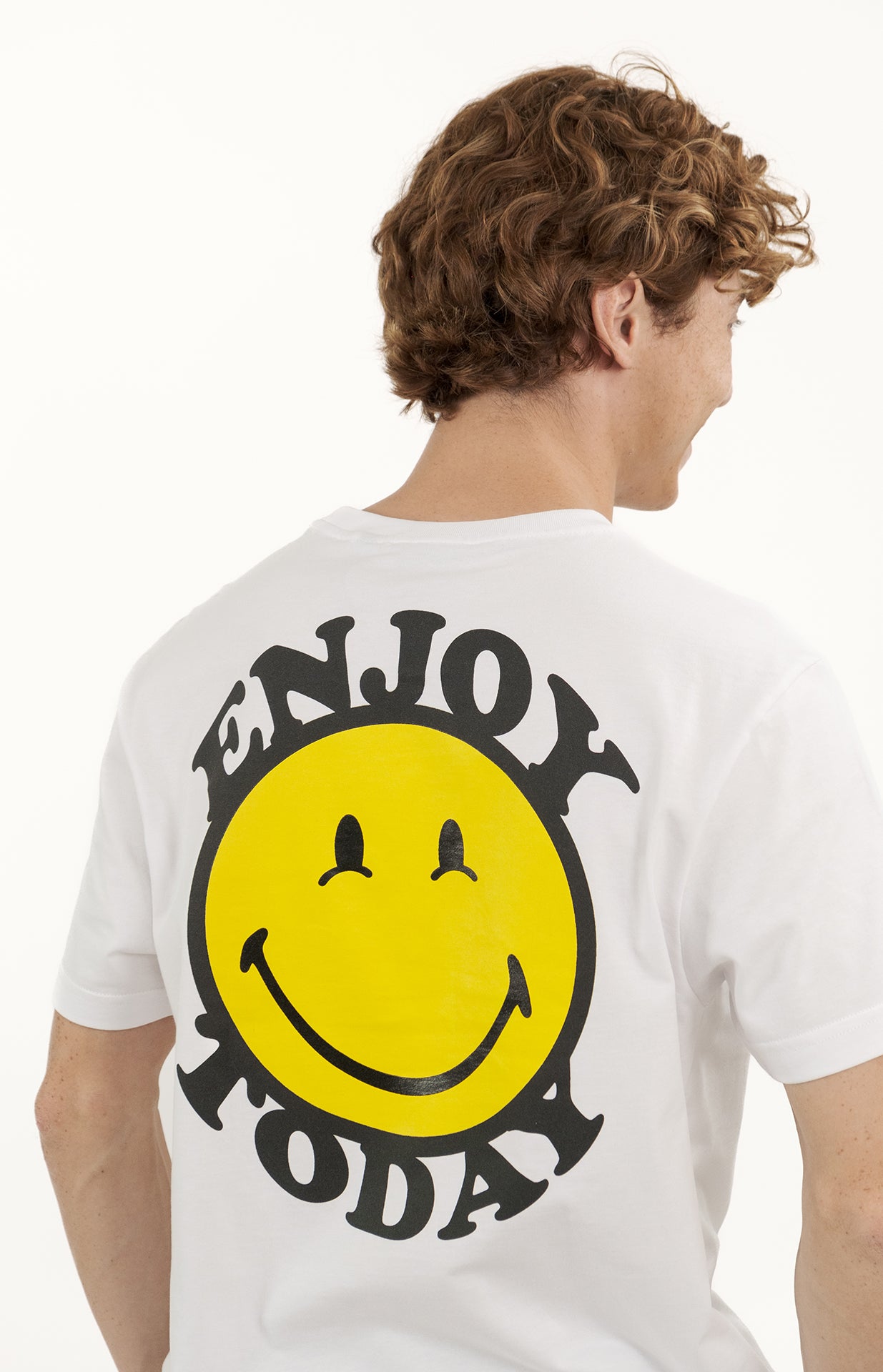 smileyworld white t-shirt for men smiley face on the back