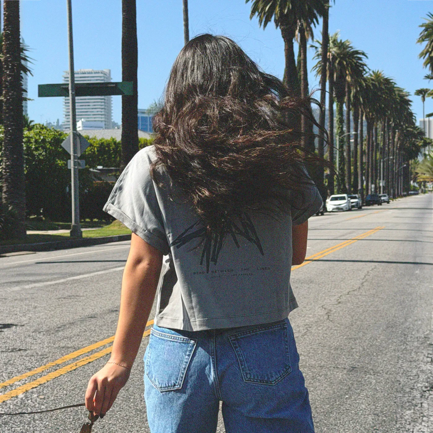 Lucidity-Woman-Shine-On-Tee-Gray-Crop-top-LosAngeles.webp