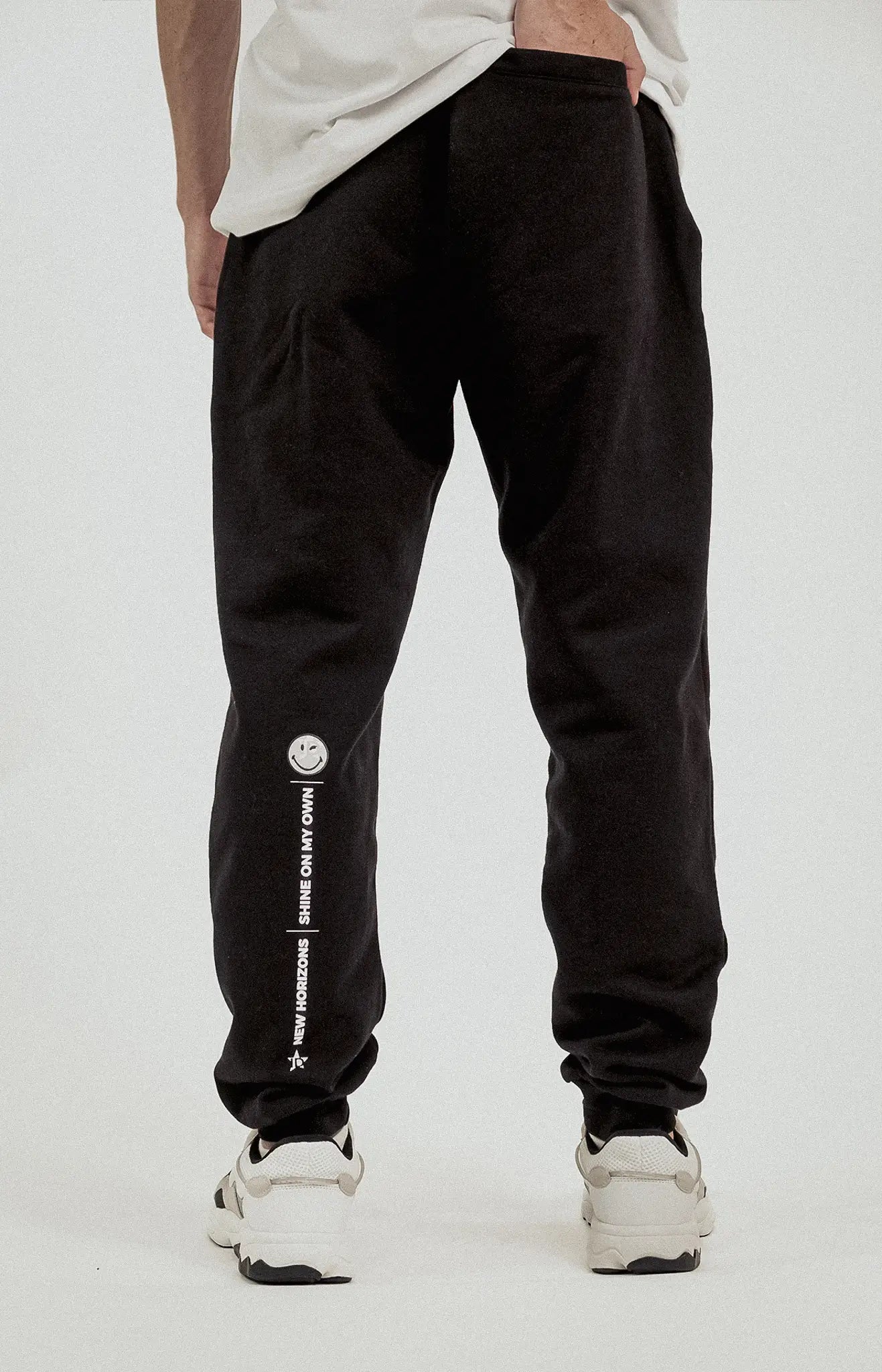 SmileyWorld® Men's Sweatpants - Black